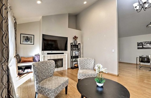 East San Jose House | Welcoming San Jose Retreat with Yard, Pergola & Gym