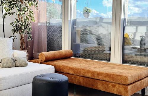 Kamppi Apartment | Central Skyroom - Sauna, Family-Friendly & City Skyline Views