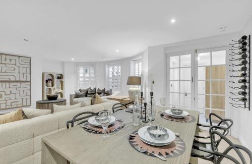 Worthing Apartment | Central Snug with Patio By My Getaways