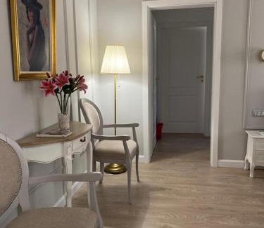 Alba Iulia Apartment | Ideal Central Apartment with Balcony - Alba Carolina, 9.9 Rated