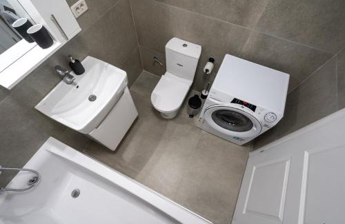 Sector 5 Apartment | Central Spacious Apartment 224