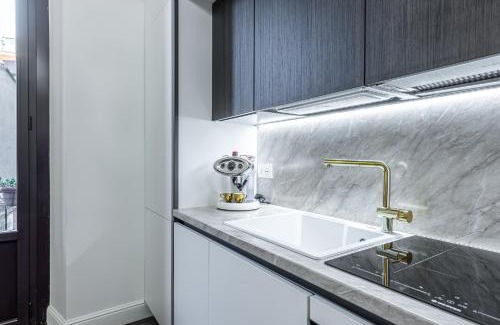 Loreto Apartment | Central Station, Luxury & Modern with all comfort!