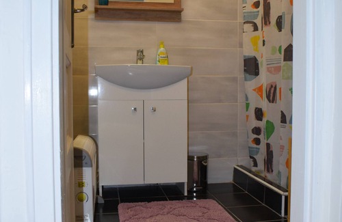 Belso-Ferencvaros Apartment | Cozy Studio Flat Near Great Market & Gellert Bath