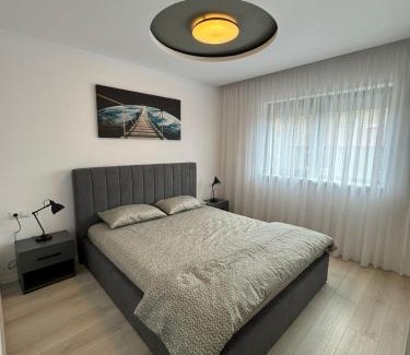 Drobeta-Turnu Severin Apartment | Convenient Central Suites for Family-Friendly Getaways