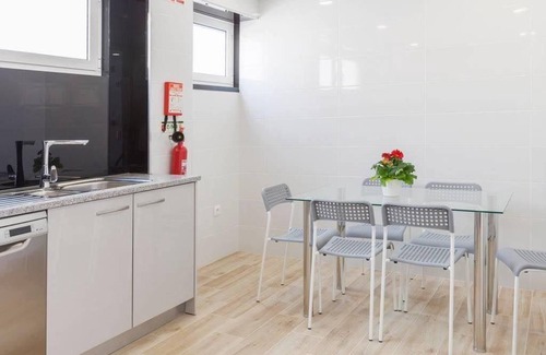 Sao Joao da Madeira House | Central Suites: Highly Rated with Spa & Family Amenities