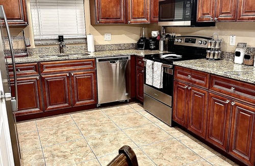 Tampa House | Prime Location Near Tampa Bay with Family-Friendly Amenities