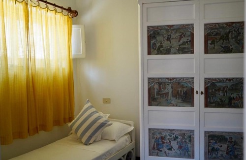 Tiberio Apartment | Pet-Friendly Two Bedrooms Capri Home Steps from Piazzetta