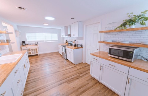 Austin Ave. House | Central Retreat with Firepit & EV Charge, Rated 9.8/10!