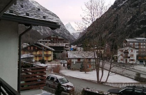 Antey-Saint-Andre Apartment | Centralissimo Antey: Family-Friendly with 9/10 Guest Rating
