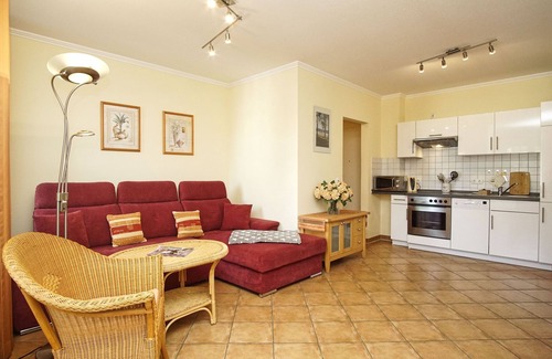 Binz Apartment | Prime 2-Room Apartment with Balcony at Villa Laetitia