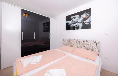 Kranjska Gora Apartment | Centrally Located Apartment