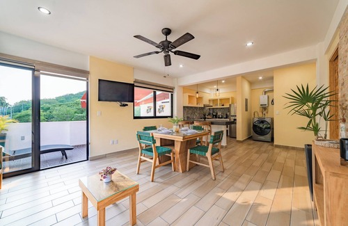 R Condo | Centrally located condo with private plunge pool