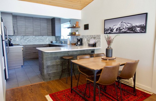 Big Sky Condo | Mountain Modern Condo with Spectacular Views & Spa Access