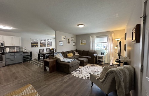 Bozeman House | Newly Renovated 3-Bed Townhome in Prime Location