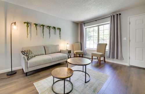 Mira Loma House | Pet-Friendly Reno Retreat with Yard and Spa Amenities
