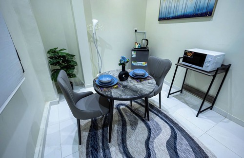 Al Olaya District Apartment | Centrally Located Self Checkin Luxury Apartment