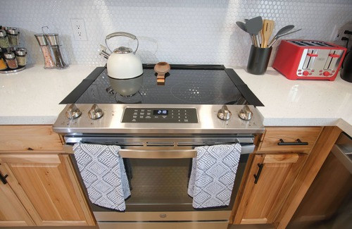 Palo Verde House | Prime Tucson Getaway Near U of A, Shops & Dining