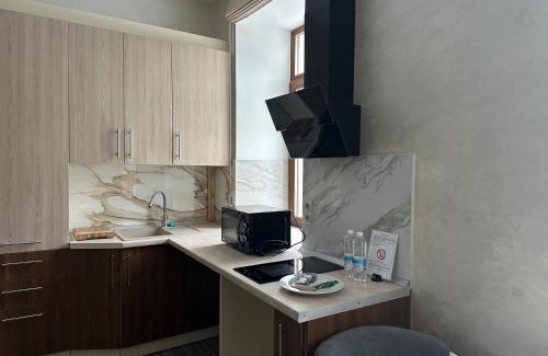 Sukhinovka Hotel | Eco-Friendly Centralnyi Hotel with Hot Tub & Breakfast