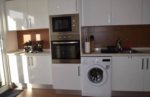 Imaculado Coracao de Maria House | Top Floor Terrace Retreat in Centre Funchal with Ocean Views