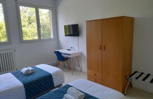 Montauban Hotel | Vibrant Centre Louis Ormières: Family-Friendly & Dining