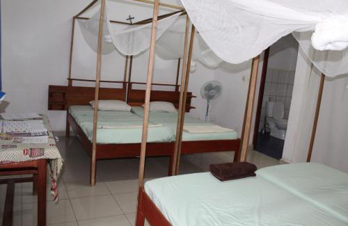 Antsiranana Bed & Breakfast | Budget-Friendly Centre Lucien Botovasoa with Breakfast & Kitchen