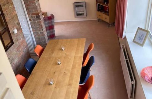 King's Lynn House | Ideal Family Retreat: 3 Bedroom House in City Center