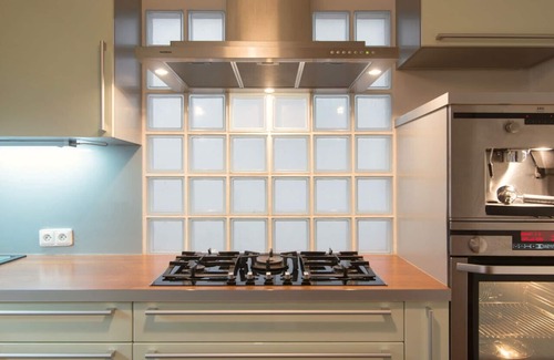 Prague 2 Apartment | Delux Apartment with Terrace & Prime Location Near Centre