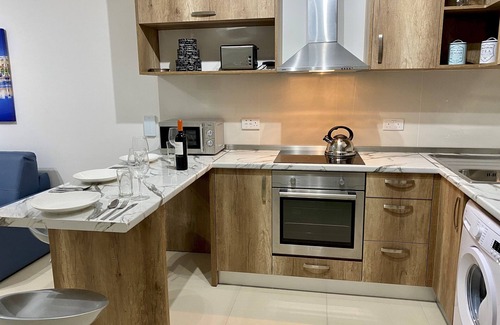 Msida Apartment | Modern Penthouse Near Amenities with Breakfast Included