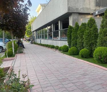 Bishkek Apartment | Family-Friendly Centrium: Guest Rated 9/10 for Comfort