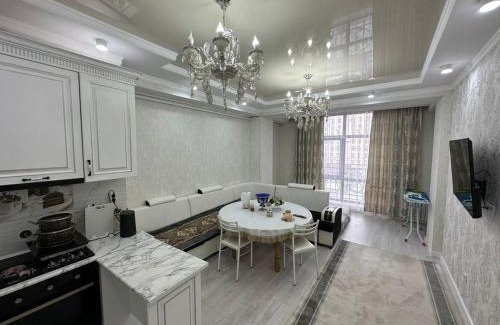 Bishkek Apartment | Family-Friendly Centrium: Guest Rated 9/10 for Comfort