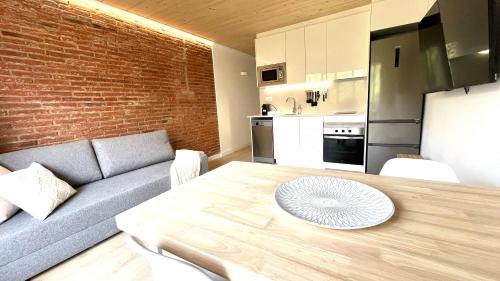 Terrassa Apartment | Pet-Friendly Centro con Terraza by Prestigi - Rated 9/10