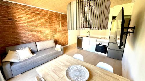 Terrassa Apartment | Pet-Friendly Centro con Terraza by Prestigi - Rated 9/10