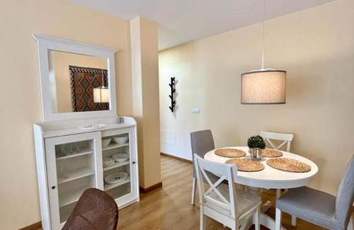 Mino Apartment | Family-Friendly Centro de Miño - Pumariega with 9.3 Rating