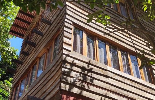 Catemaco House | Pet-Friendly Retreat at Centro Ecoturistico Cabañas