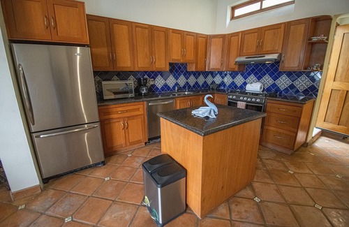 Downtown Mazatlan House | Casa Centro Historico: Rooftop Fun & Oceanfront Amenities