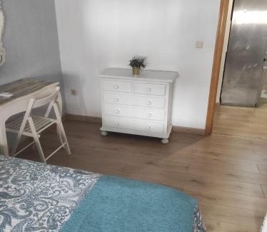 Manzanares Apartment | Historic Centro: Family-Friendly Accommodations Await