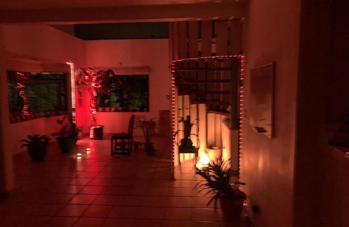 San Antonio de Belen House | Top-Rated Centro Holistico Casa Orion with Kitchen Amenities