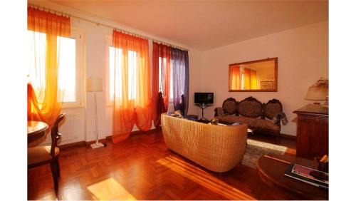 Recanati Old Town Apartment | Historic Centro Storico: Family-Friendly Stay Awaits