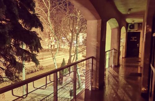 Mako Apartment | Top-Rated Centrum Luxus Apartman: Family-Friendly Retreat