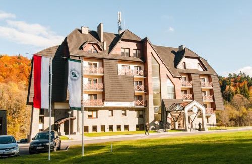 Muczne Resort | Discover Centrum Promocji Leśnictwa w Mucznem Retreat