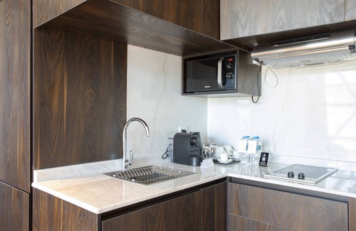 Doha Hotel | Elegant Century Marina Hotel Lusail: Spa & Family Friendly