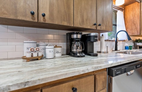 Redmond Terrace House | Century Oaks Trio - Easy walk to campus from from your Historic District getaway