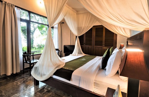Sidemen Hotel | Relax at Cepik Villa Sidemen with Pool & Ocean Views