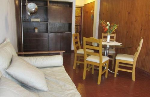 Miramar Apartment | Conveniently Located Hotel: Guest Rated 10/10 Experience