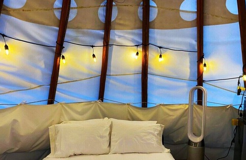 Cave Junction Apartment | Unforgettable Stay in Ceremonial Tipi with Ocean Views