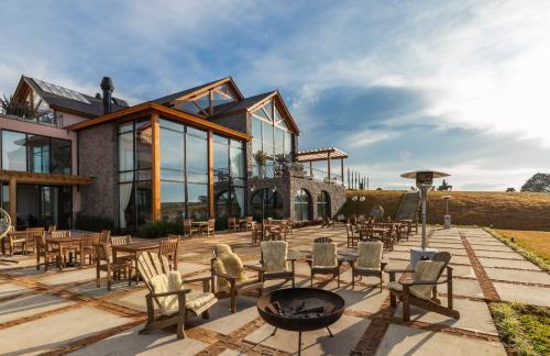 Capao Alto Hotel | Discover Comfort at Cerro Azul Hotel Fazenda - Pet Friendly!