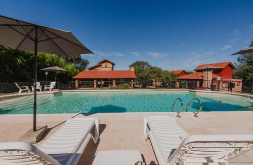Santa Rosa de Calamuchita Cabin | Inviting Stay at Cerro de los Duendes with Pool & Family Fun