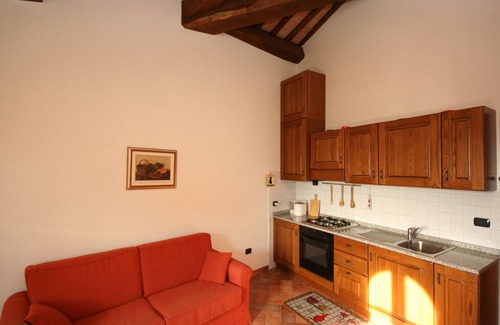 Certaldo Alto Apartment | Historic Certaldo 3: Guest Rated 9.8 with Spa & Breakfast