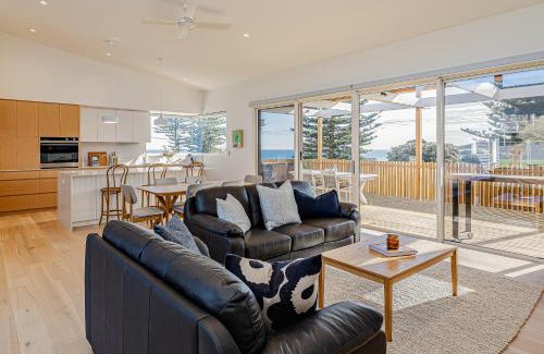 Port Willunga House | Seaside Serenity: NEW Cerulean with Oceanfront Views