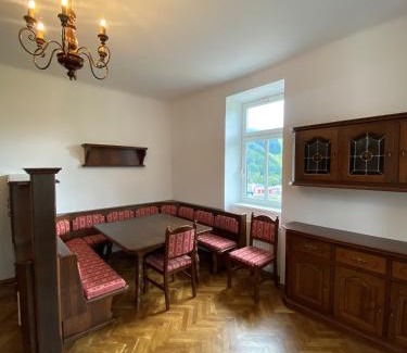 Semmering Apartment | Top-Rated Cervo d'oro Appartement with Family-Friendly Dining